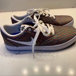 Nike SB Check Solarsoft Shoes, sz 10/8.5 colorful